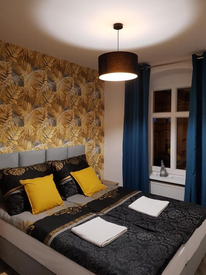 Apartament Przy Placu Piastowskim Jelenia Góra Exterior foto